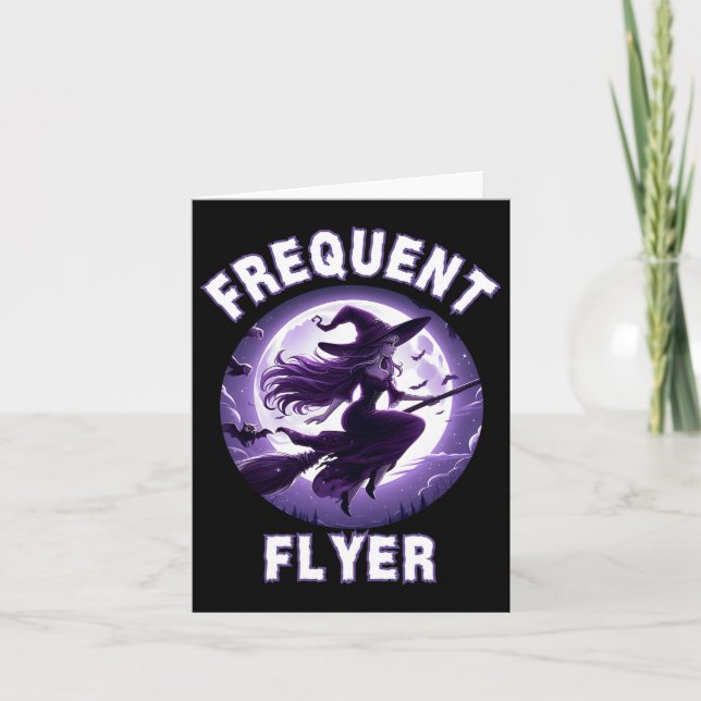 Frequent Flyer Witch Funny Halloween Costume Idea Kort (Framsida)