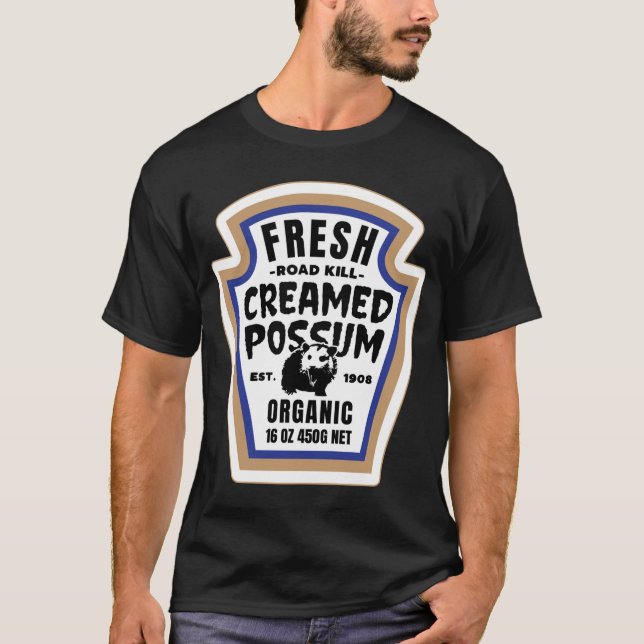 Fresh Creamed Possum Funny Halloween Food Label Co T Shirt (Framsida)