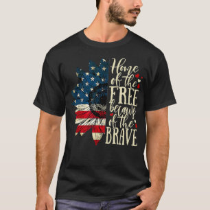 Fri bostad på grund av det Modiga amerikanska Flag T Shirt