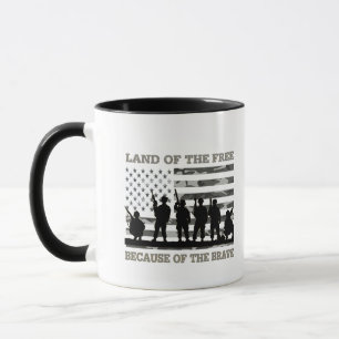 Fri mark på grund av den Modiga patriotiska Mugg