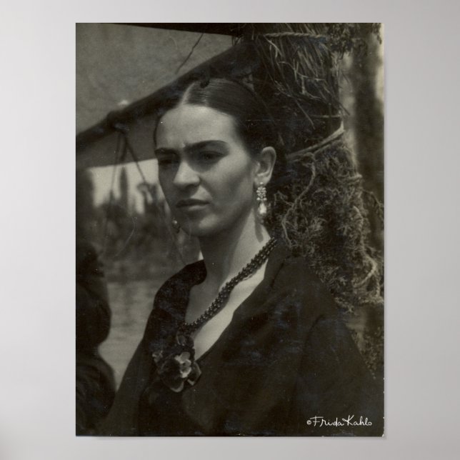 Frida Kahlo i Black Poster (Framsidan)
