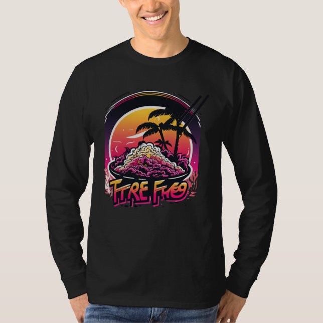 Fried Rice with a Nostalgic 80s Retrowave Aestheti T Shirt (Framsida)