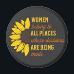 Friend Birthday Gift Feminist Solros Keepsaké Magnet<br><div class="desc">Märk arvet från den ikoniska Ruth Bader Ginsburg med denna vibrerande och kraftfulla bilmagnet. I RBG:s berömd citeras "Women Belong in All Ställe where Decision is made, " tillsammans med feministiska symboler som solros, är denna magnet en kraftfull påstående för stöd till kvinnors höger, feminism och jämlikhet. Oavsett om du...</div>