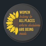 Friend Birthday Gift Feminist Solros Keepsaké Magnet<br><div class="desc">Märk arvet från den ikoniska Ruth Bader Ginsburg med denna vibrerande och kraftfulla bilmagnet. I RBG:s berömd citeras "Women Belong in All Ställe where Decision is made, " tillsammans med feministiska symboler som solros, är denna magnet en kraftfull påstående för stöd till kvinnors höger, feminism och jämlikhet. Oavsett om du...</div>