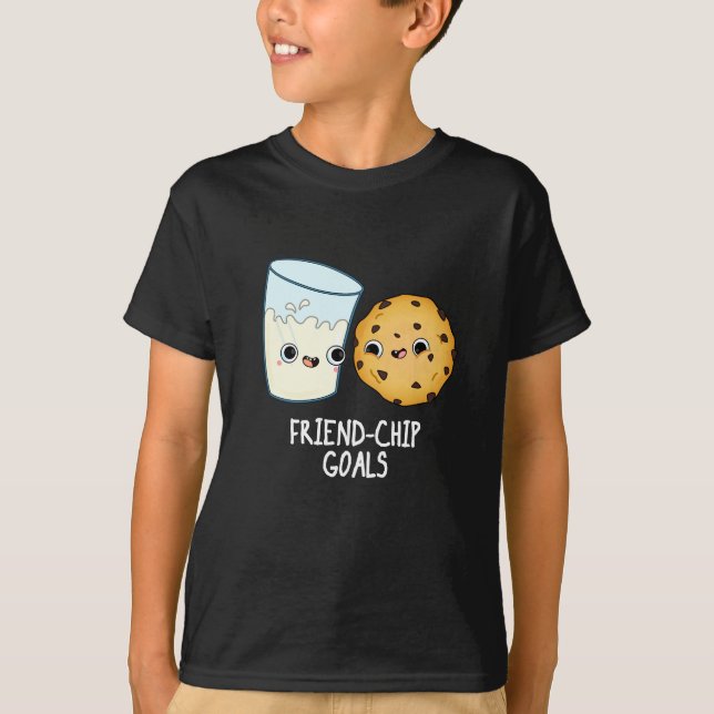 Friend-Chip Goals Funny Mjölk Cookies Pun Mörk BG T Shirt (Framsida)