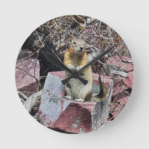 Friendly Chipmunk Rund Klocka