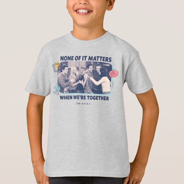 FRIENDS™ | Grupp omfamning T Shirt (Framsida)