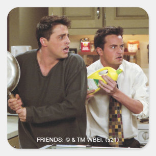 FRIENDS™   Joey och Chandler skrämmer sig själva Fyrkantigt Klistermärke