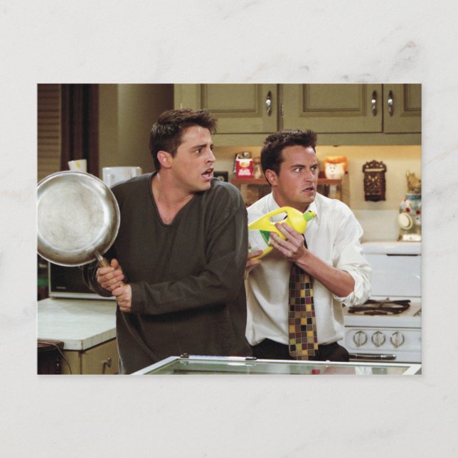 FRIENDS™ | Joey och Chandler skrämmer sig själva Inbjudan Vykort (Framsida)