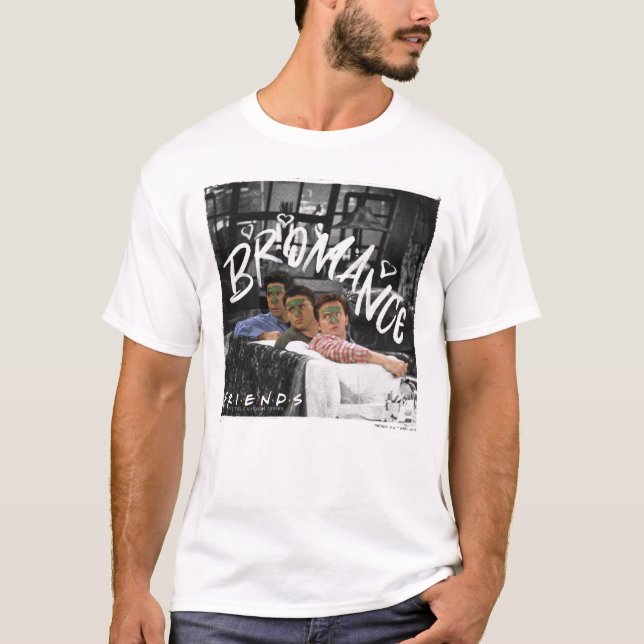 FRIENDS™ | Ross, Joey och Chandler Bromance T Shirt (Framsida)