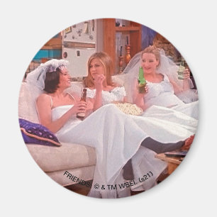 FRIENDS™ Tjejerna i bröllopsklänningar Magnet