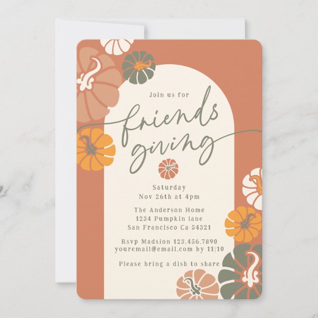 Friendsgiving Dinner Arch Fall Terracotta Pumpkins Inbjudningar (Framsida)