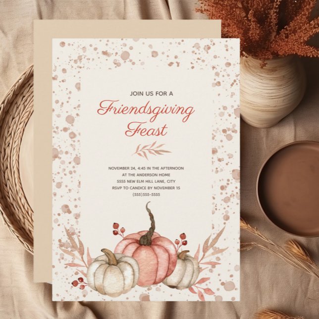 Friendsgiving Feast Rustic Land Hösten Inbjudningar (Rustic orange and white pumpkins watercolor Friendsgiving Dinner Invitation)
