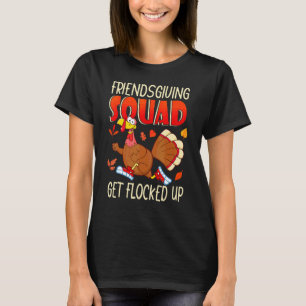 Friendsgiving-gänget flockas ihop för matchande ta t shirt