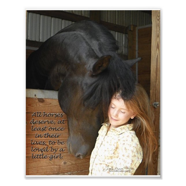 Friesian Stallion Mintse and Little Girl Fototryck (Framsidan)