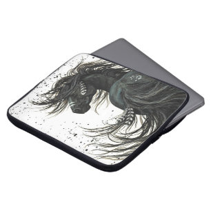 Friesianhäst vid den Bihrle laptop sleeve