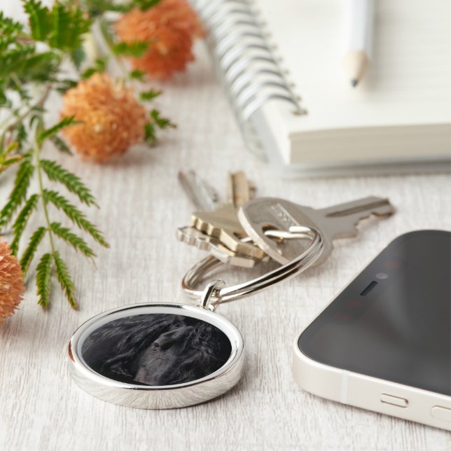 Friesianintimitet Rund Silverfärgad Nyckelring (Sidan)