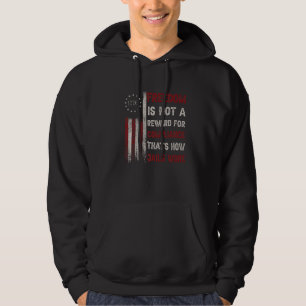 Frihet är inte en belöning för efterlevnad. hoodie