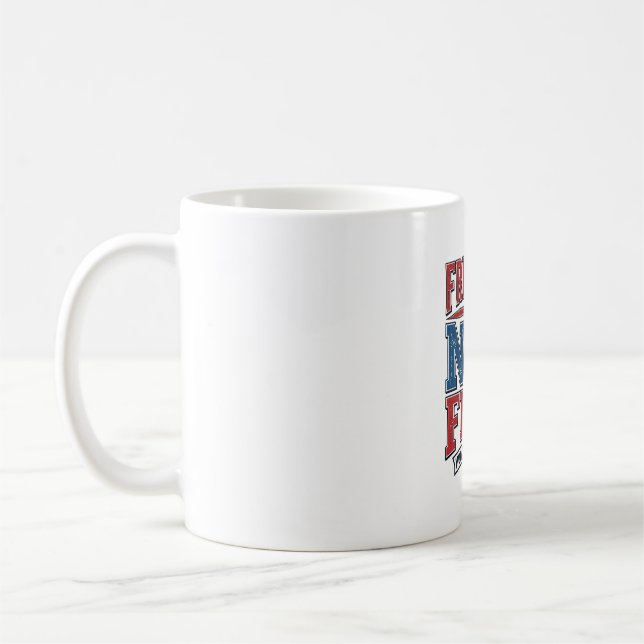 Frihet är inte gratis patriotisk veteran t-shirt d kaffemugg (Vänster)