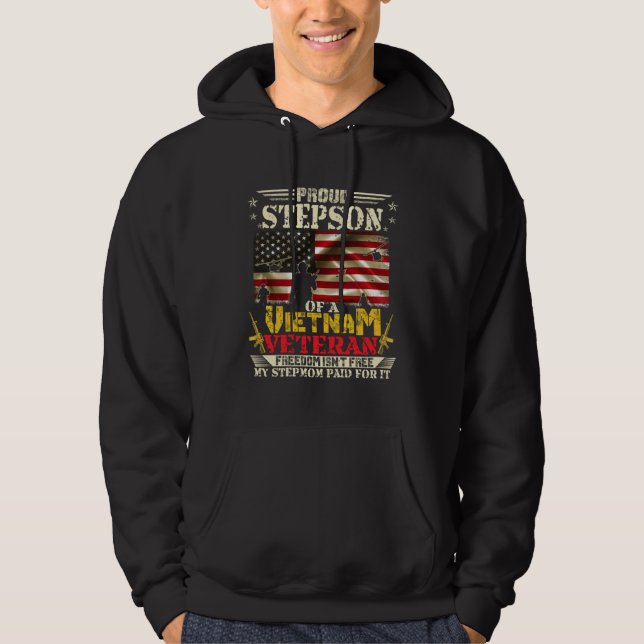 Frihet är inte gratis - stolt styvson till en Viet Hoodie (Framsida)