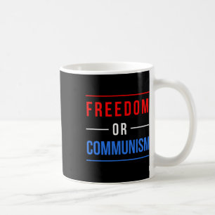 Frihet eller kommunism - ett lustigt val 2024 kaffemugg