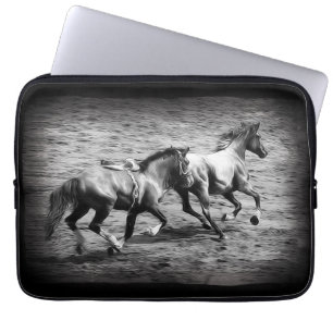 Frihet - Equine Art   Laptop Fodral