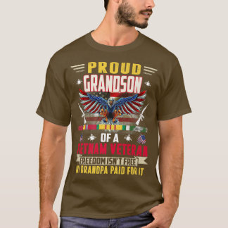 Frihet: fri, stolt farmor från Vietnam Vet T Shirt