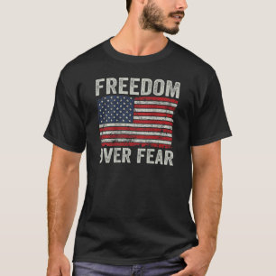 Frihet över rädslan för Patriotic USA flagga Open T Shirt