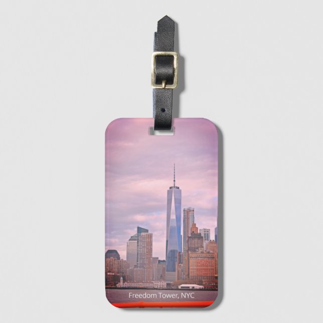 Frihet Torn från Staten Island Ferry NYC Bagagebricka (Framsida vertikal)