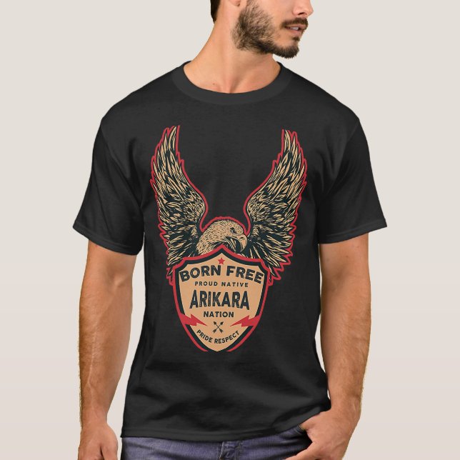 Frihetseagle på Arikara Native Indian T Shirt (Framsida)