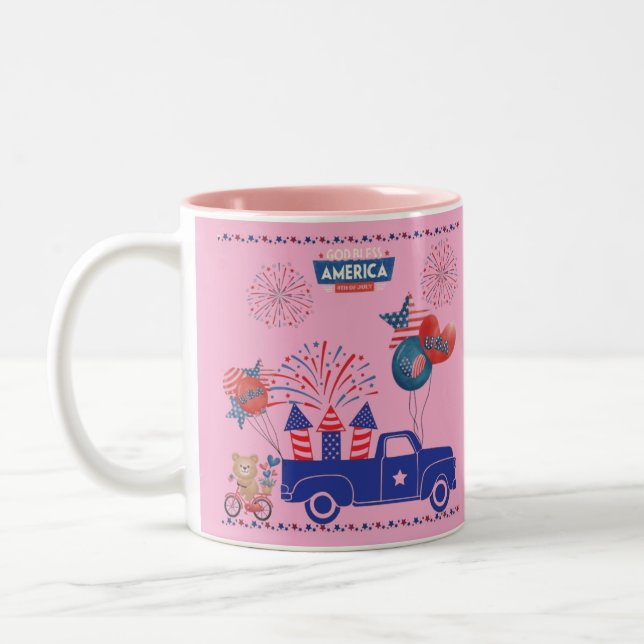 Frihetsfyrverkeridrömmar ljusrosa Två-Tonad mugg (Vänster)
