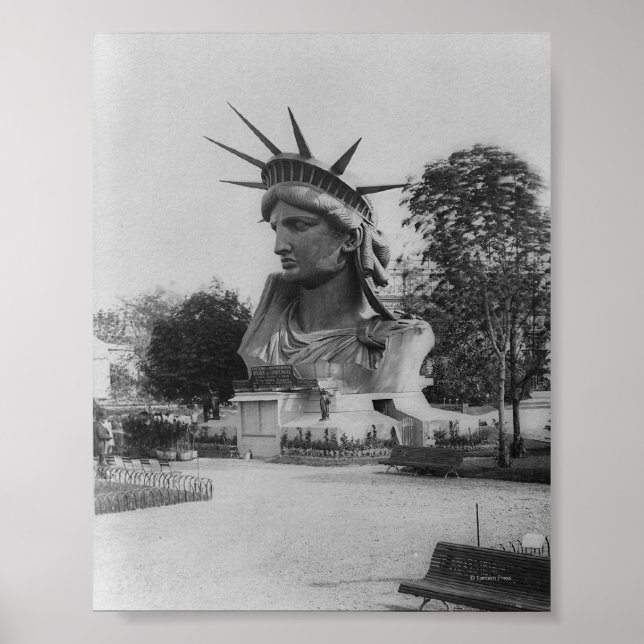 Frihetsgudinnan Head - Paris Park Poster (Framsidan)
