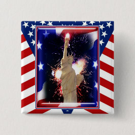 Frihetsgudinnan med fyrverkerier för självständigh knapp