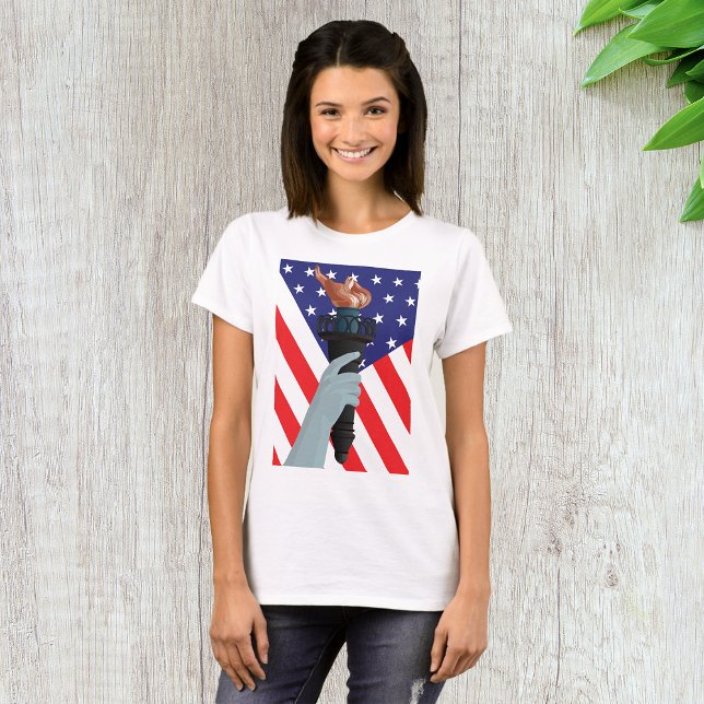 Frihetsgudinnan Torch med amerikansk Flagga T Shirt (Skapare uppladdad)