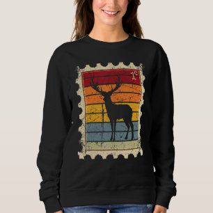 Frimärke med en solnedgångshjort t shirt