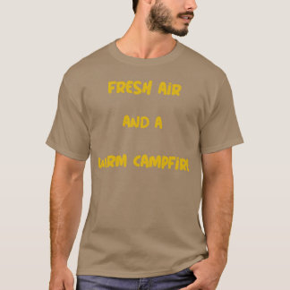 Frisk luft och en varm lägereld Campingpojke T Shirt