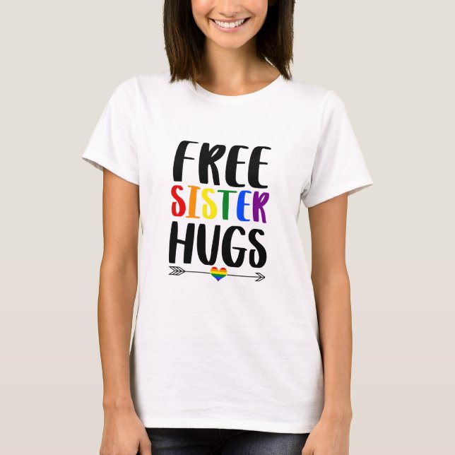 Fritt sisterkuggar med pilregnbåge Gay pride T Shirt (Framsida)