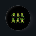 Frog Älskare Kids Cute Dancing Frogs Knapp<br><div class="desc">Frog Älskare Kids Cute Dancing Frogs</div>