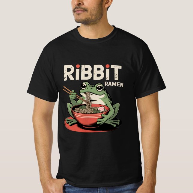 Frog Eating Ramen Funny Ribbit Ramen T Shirt (Framsida)