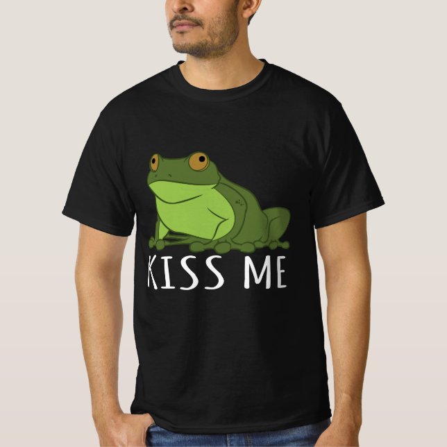 Frog Gift - Kyss Me - Kryp Catcher toaddesign T Shirt (Framsida)