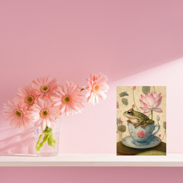 Frog i Blue Blommigt Tekopp med Lotus Flower Helg Vykort (Skapare uppladdad)