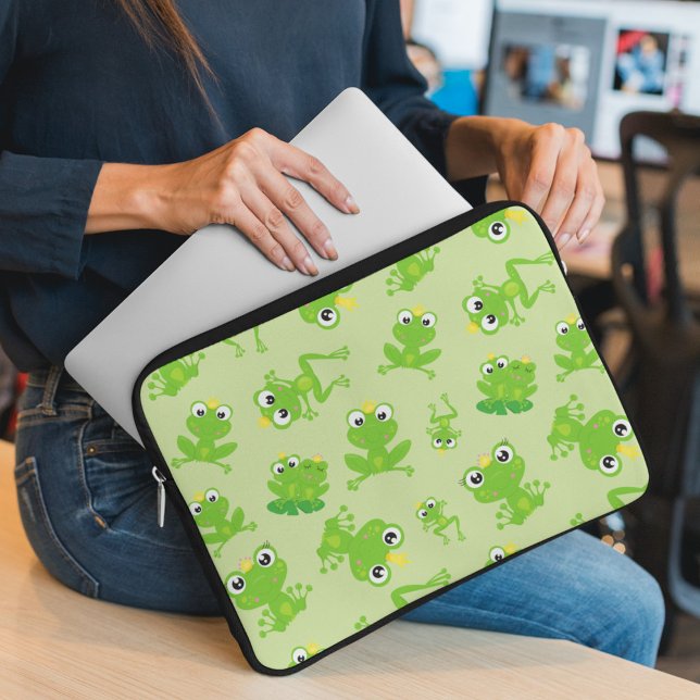 Frog Mönster, Cute Frogs, Grönt Frogs, Frog Prince Laptop Fodral (Skapare uppladdad)