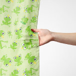 Frog Mönster, Cute Frogs, Grönt Frogs, Frog Prince Sjal<br><div class="desc">Cute,  roligt och mönster med grönt grodor. Modern och trendig,  perfekt för grodan älskare i ditt liv.</div>