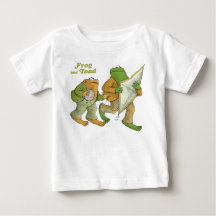 Frog och Toad Fly a Kite