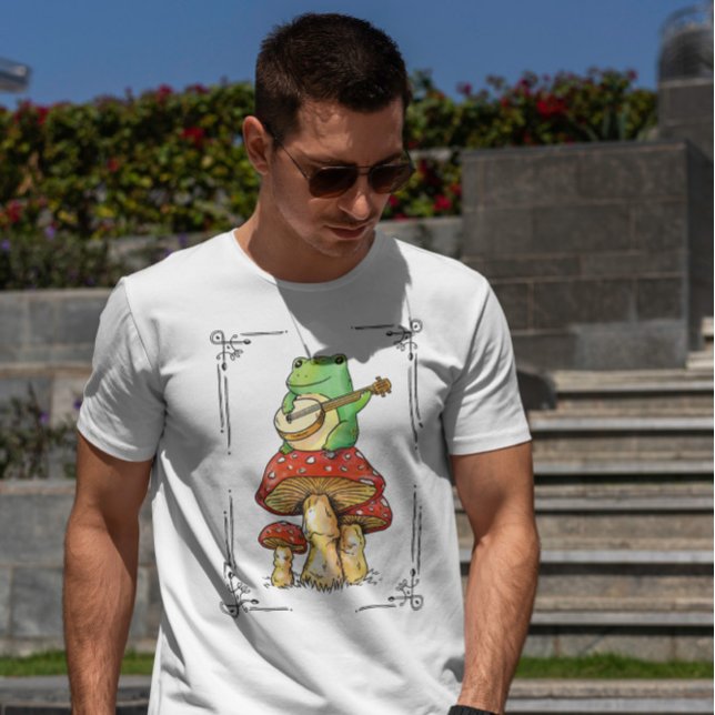Frog on Mushroom T Shirt (Skapare uppladdad)