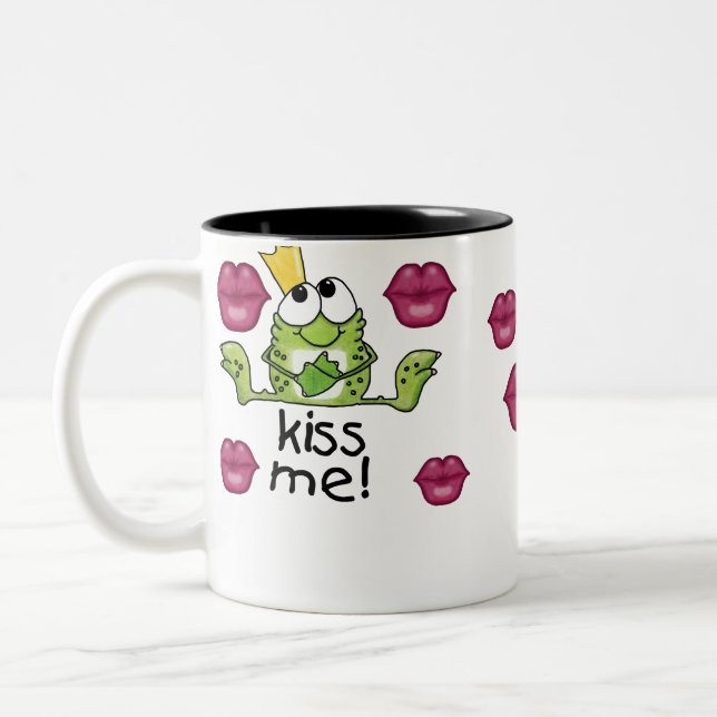 Frog Prince Kiss Me Två-Tonad Mugg (Vänster)