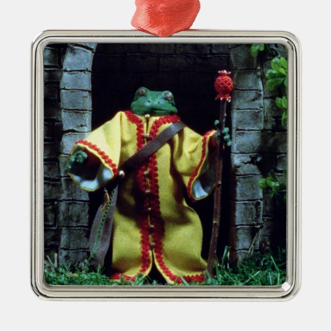 Frog Sorceress från Blood Tea och Red String Julgransprydnad Metall (Framsidan)