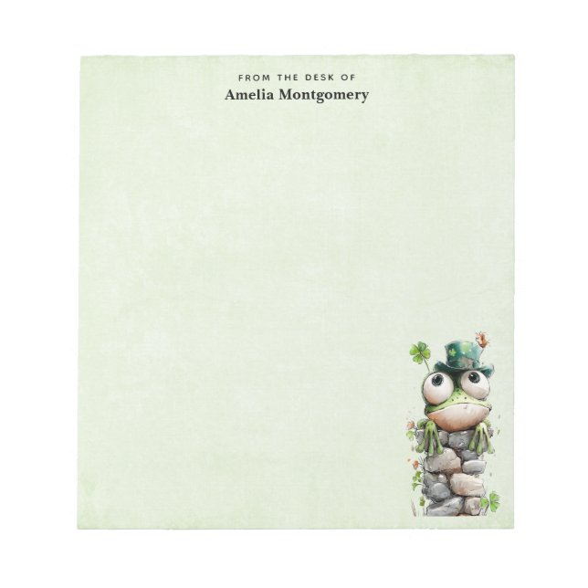 Frog with Green Hat and Shamrock Cute Anteckningsblock (Framsida)