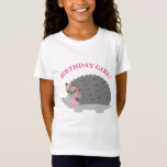 Frökrans Hedgehog Birthday Girl T-Shirt<br><div class="desc">Den här söta grafiktesten är perfekt för födelsedagsflickan som har en häckande temad födelsedagsfest eller som bara kärlek söta små häckar.</div>