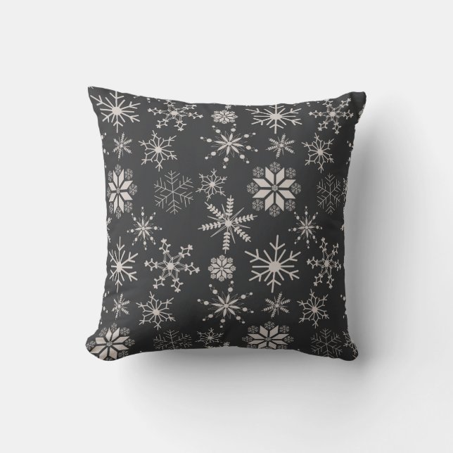 Frost & Flourish Snöflingor – Midnatt Kudde (Framsida)